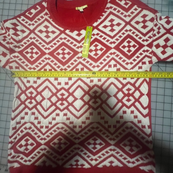 Gianni Bini Ugly Christmas Sweater NWT L Large Red and White Super soft gift - Picture 9 of 10